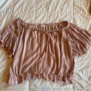 American Eagle off shoulder shirt